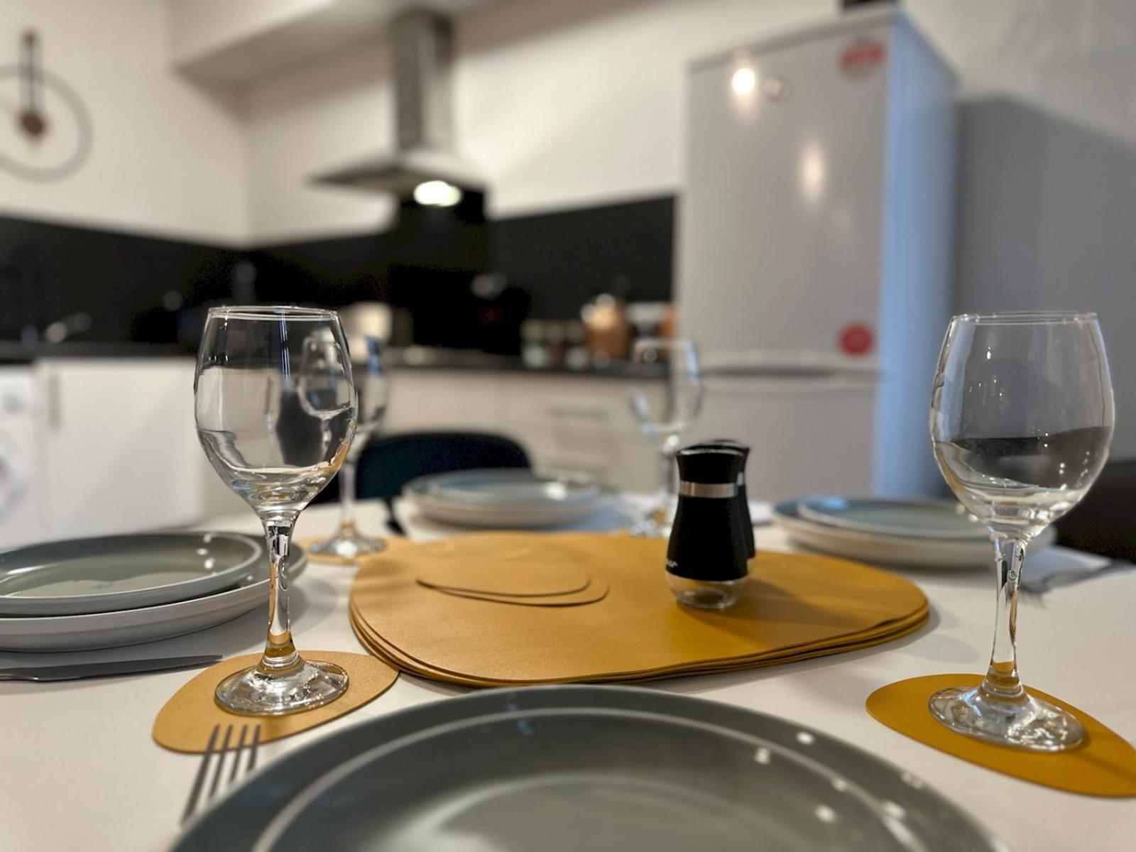 Stylish Maisonette Newcastle Pass The Keys Extérieur photo