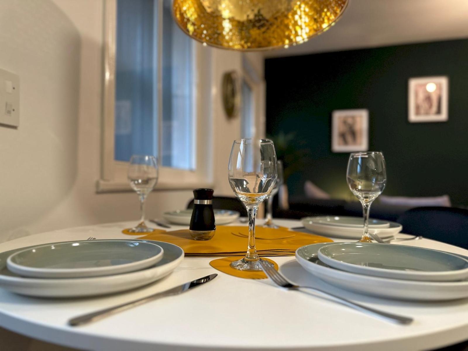 Stylish Maisonette Newcastle Pass The Keys Extérieur photo